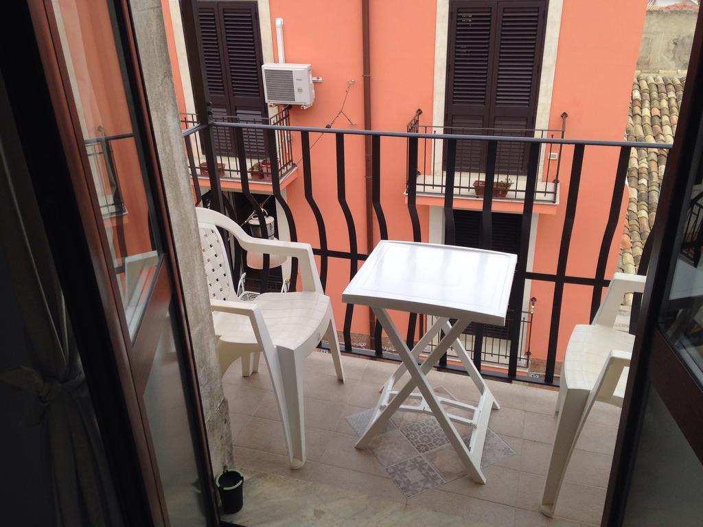 Eder Bed & Breakfast Syracuse Ngoại thất bức ảnh